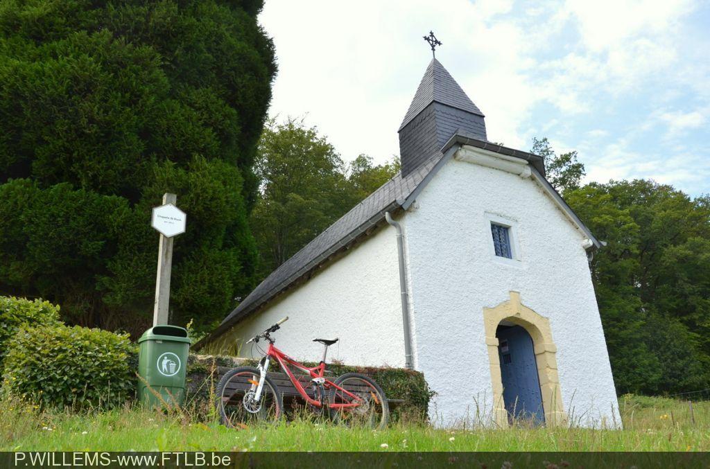Chapelle Saint-Roch à Houyet